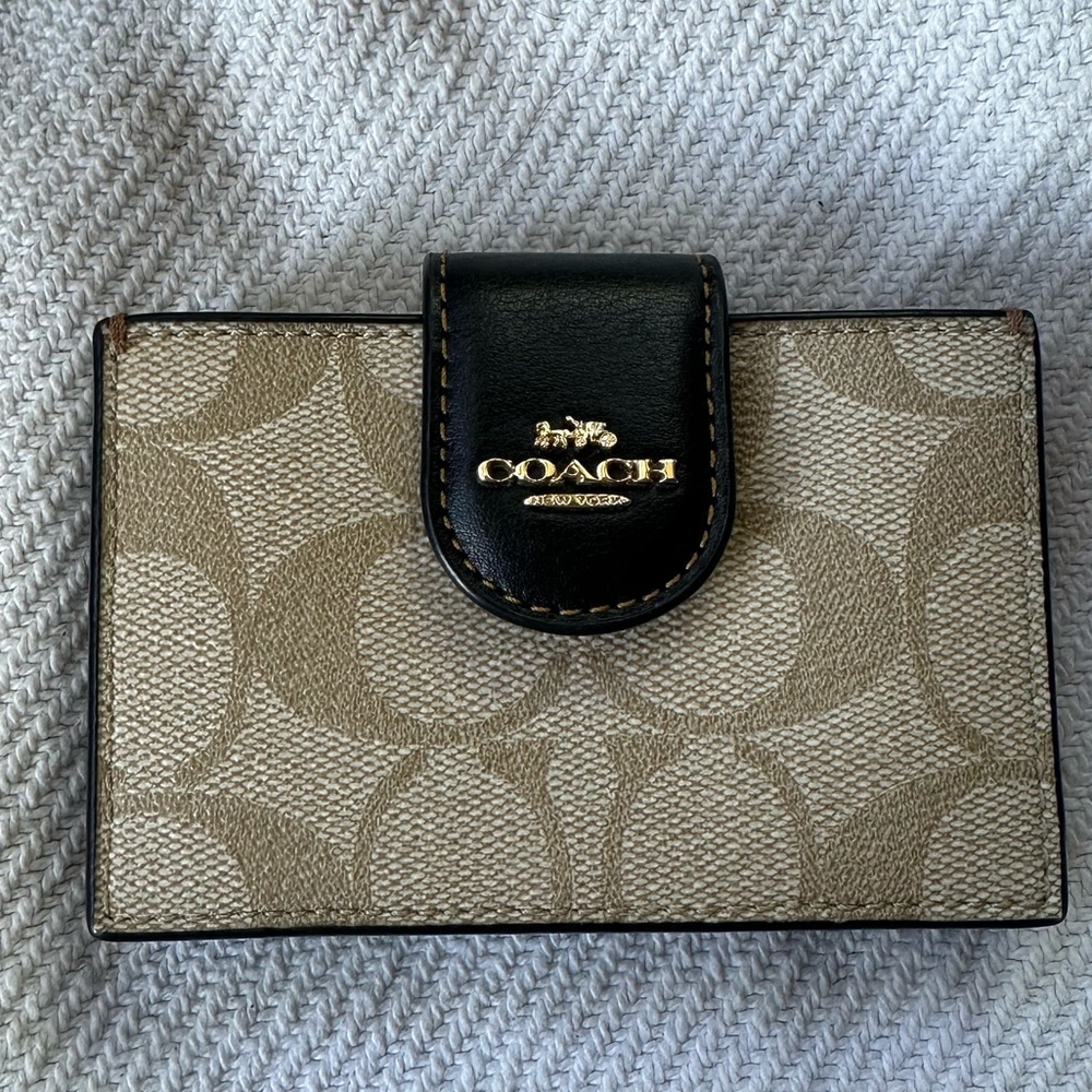 Coach Signature Accordion Beige and Brown Card Holder